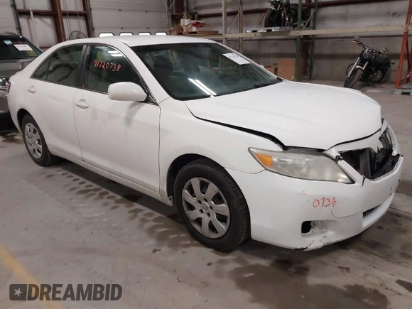 2011 Toyota Camry LE with VIN 4T1BF3EK8BU711388, listed as a IAAI auction lot 41720738 with 233,623 mi miles. Bid and sale history available at carsss.com. Image 1.