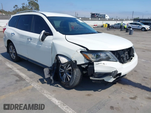 2018 Nissan Pathfinder S z VIN 5N1DR2MN1JC658317, wystawiony jako IAAI lot #42470838 z przebiegiem 54 743 mil mil oraz . Historia ofert i sprzedaży dostępna na DreamBid. Obrazek 1.