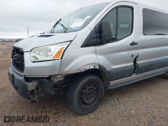 2016 Ford Transit XL z VIN 1FBZX2ZM3GKA80563, wystawiony jako IAAI lot #41874307 z przebiegiem 197 270 mil mil oraz . Historia ofert i sprzedaży dostępna na DreamBid. Obrazek 6.