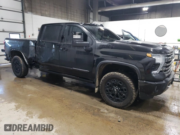 2024 Chevrolet Silverado 3500HD High Country with VIN 2GC4YVEY8R1243305, listed as a Copart auction lot 46139215 with 18,064 mi miles and Salvage Title. Bid and sale history available at carsss.com. Image 4.