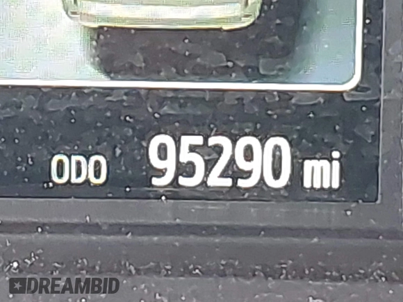 2017 Toyota Sienna XLE Auto Access Seat with VIN 5TDYZ3DC1HS888393, listed as a IAAI auction lot 41572093 with 95,290 mi miles. Bid and sale history available at carsss.com. Image 15.