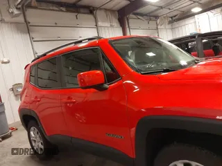 2017 Jeep Renegade Latitude z VIN ZACCJBBB8HPF87526, wystawiony jako IAAI lot #41823403 z przebiegiem 105 991 mil mil oraz . Historia ofert i sprzedaży dostępna na DreamBid. Obrazek 13.