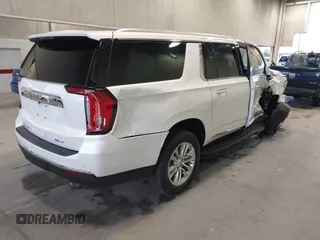 2024 GMC Yukon XL SLT with VIN 1GKS2GKD1RR349726, listed as a IAAI auction lot 41645353 with 5,963 mi miles. Bid and sale history available at carsss.com. Image 4.