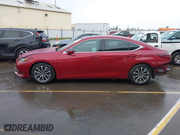 2022 Lexus ES 350 z VIN 58ACZ1B15NU119942, wystawiony jako IAAI lot #41785863 z przebiegiem 42 854 mil mil oraz . Historia ofert i sprzedaży dostępna na DreamBid. Obrazek 14.