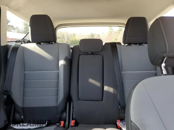 2013 Ford Escape SE with VIN 1FMCU9GX2DUD18964, listed as a Copart auction lot 52287335 with 164,464 mi miles and Clean Title. Bid and sale history available at carsss.com. Image 10.
