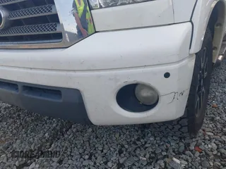 2007 Toyota Tundra LTD with VIN 5TBDV58167S488187, listed as a IAAI auction lot 42113431 with 242,650 mi miles. Bid and sale history available at carsss.com. Image 6.
