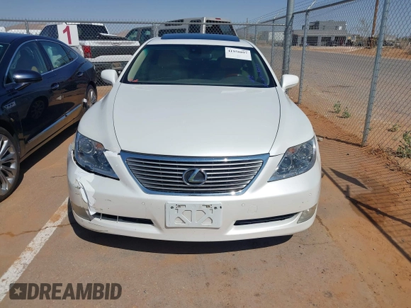 2007 Lexus LS 460 with VIN JTHBL46F275017817, listed as a IAAI auction lot 41958897 with 100,301 mi miles and . Bid and sale history available at DreamBid. Image 12.