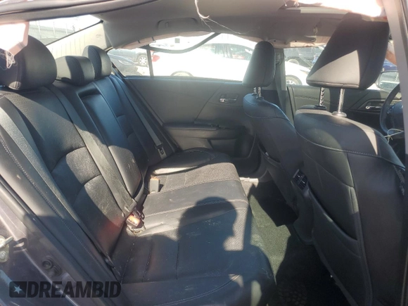 2015 Honda Accord EX-L с VIN 1HGCR2F81FA071630, выставлен на аукционе Copart как лот 57248565 с пробегом 79 071 миль миль и Списание • Salvage title. История ставок и продаж доступна на DreamBid. Изображение 10.