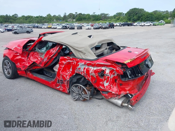 2013 Ford Mustang V6 с VIN 1ZVBP8EM9D5239745, выставлен на аукционе IAAI как лот 27432615 с пробегом Не указан миль и . История ставок и продаж доступна на DreamBid. Изображение 3.