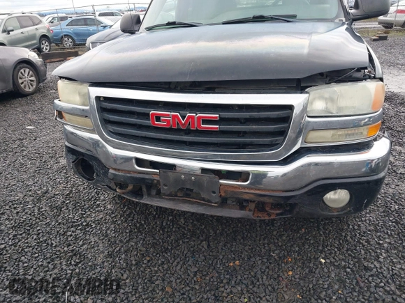 2004 GMC Sierra 1500 SLT with VIN 1GTEK19T74E400259, listed as a IAAI auction lot 41091044 with 173,726 mi miles. Bid and sale history available at carsss.com. Image 17.