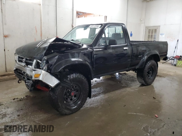 1994 Toyota Pickup DX z VIN 4TARN01P6RZ158609, wystawiony jako Copart lot #66612684 z przebiegiem 230 855 mil mil oraz Szkoda całkowita • Salvage title. Historia ofert i sprzedaży dostępna na DreamBid. Obrazek 1.