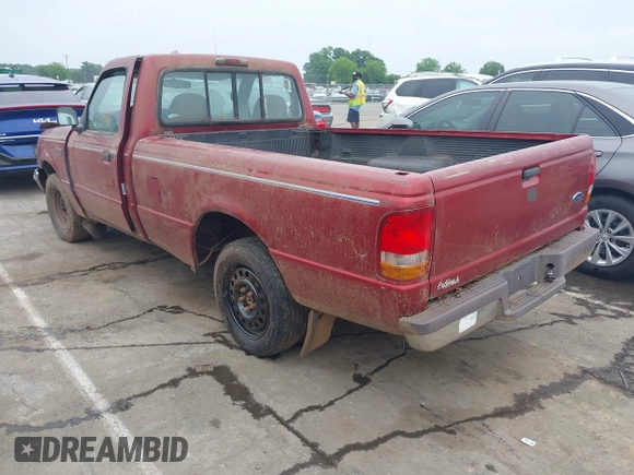 1997 Ford Ranger XLT z VIN 1FTCR10A3VPB61037, wystawiony jako IAAI lot #42298984 z przebiegiem 123 429 mil mil oraz . Historia ofert i sprzedaży dostępna na DreamBid. Obrazek 3.