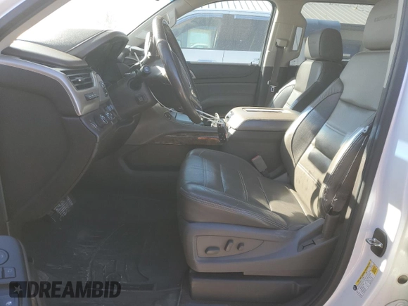 2016 GMC Yukon XL Denali with VIN 1GKS2HKJ5GR225936, listed as a Copart auction lot 49353985 with 207,658 mi miles and Salvage Title. Bid and sale history available at DreamBid. Image 7.