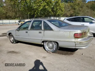 1992 Chevrolet Caprice z VIN 1G1BN53E5NW117035, wystawiony jako Copart lot #74152744 z przebiegiem 88 812 mil mil oraz Czysty tytuł • Clean title. Historia ofert i sprzedaży dostępna na DreamBid. Obrazek 2.
