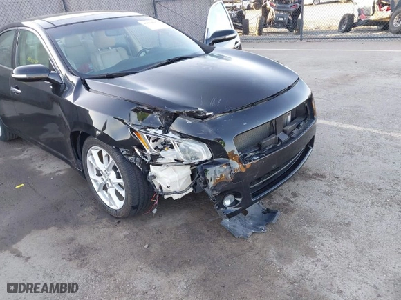2014 Nissan Maxima 3.5 SV with VIN 1N4AA5AP0EC488601, listed as a IAAI auction lot 41514837 with 56042 miles. Bid and sale history available at carsss.com. Image 6.