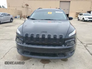 2018 Jeep Cherokee Limited z VIN 1C4PJLDB3JD531454, wystawiony jako Copart lot #51012375 z przebiegiem 166 483 mil mil oraz Czysty tytuł • Clean title. Historia ofert i sprzedaży dostępna na DreamBid. Obrazek 5.