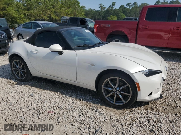 2020 Mazda MX-5 Miata Grand Touring z VIN JM1NDAD78L0417426, wystawiony jako Copart lot #62725524 z przebiegiem Nie podano mil oraz Szkoda całkowita • Salvage title. Historia ofert i sprzedaży dostępna na DreamBid. Obrazek 4.