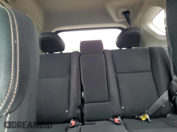 2013 Toyota RAV4 XLE z VIN 2T3RFREV2DW014868, wystawiony jako Copart lot #62526435 z przebiegiem 245 920 mil mil oraz Szkoda całkowita • Salvage title. Historia ofert i sprzedaży dostępna na DreamBid. Obrazek 10.