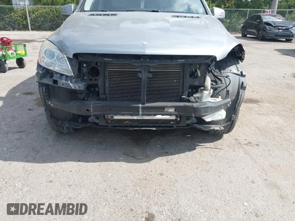 2012 Mercedes-Benz M ML 350 with VIN 4JGDA5HBXCA068916, listed as a IAAI auction lot 42096508 with 69,881 mi miles and . Bid and sale history available at carsss.com. Image 6.