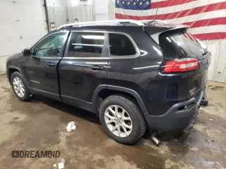 2016 Jeep Cherokee Altitude with VIN 1C4PJMCS7GW255591, listed as a Copart auction lot 86652234 with 149,392 mi miles and Salvage title. Bid and sale history available at DreamBid. Image 2.