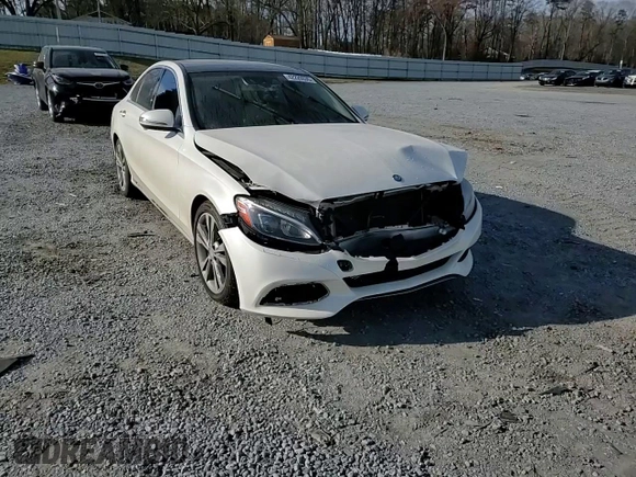 2017 Mercedes-Benz C 300 z VIN 55SWF4JBXHU196024, wystawiony jako Copart lot #42220035 z przebiegiem 95 899 mil mil oraz Szkoda całkowita • Salvage title. Historia ofert i sprzedaży dostępna na DreamBid. Obrazek 11.