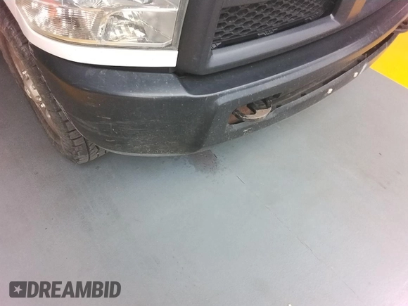 2017 Ram 2500 Tradesman z VIN 3C6TR5HT0HG771975, wystawiony jako IAAI lot #42801757 z przebiegiem 185 058 mil mil oraz . Historia ofert i sprzedaży dostępna na DreamBid. Obrazek 25.