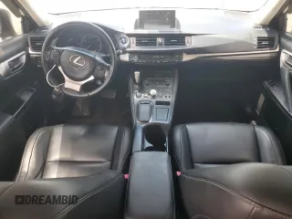 2014 Lexus CT 200h z VIN JTHKD5BH0E2184363, wystawiony jako Copart lot #58851275 z przebiegiem 223 320 mil mil oraz Tytuł czysty. Historia ofert i sprzedaży dostępna na DreamBid. Obrazek 8.