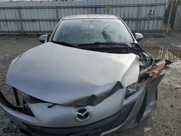 2011 Mazda Mazda3 i Sport with VIN JM1BL1UG9B1430636, listed as a Copart auction lot 46745695 with NaN miles and Salvage Title. Bid and sale history available at carsss.com. Image 5.