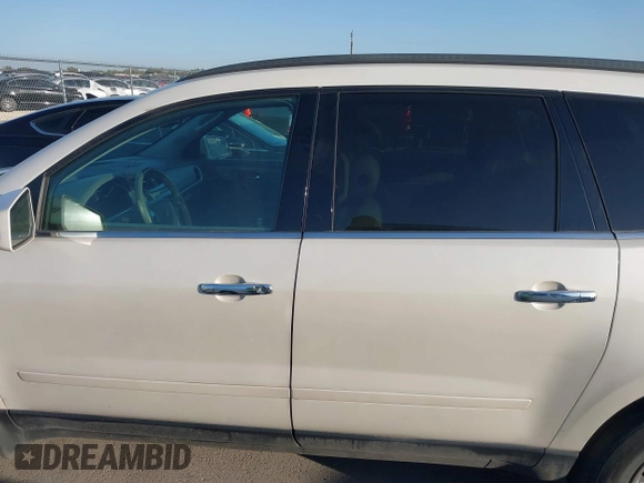 2015 Chevrolet Traverse LT with VIN 1GNKRHKD8FJ205055, listed as a IAAI auction lot 41825877 with 187,654 mi miles and . Bid and sale history available at DreamBid. Image 14.