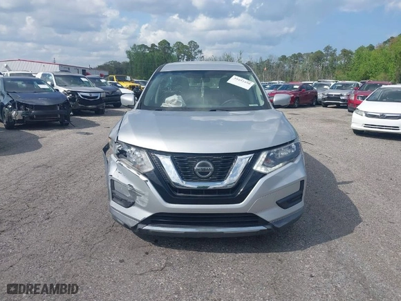 2018 Nissan Rogue S with VIN KNMAT2MT1JP538355, listed as a IAAI auction lot 39492490 with 111317 miles. Bid and sale history available at carsss.com. Image 12.