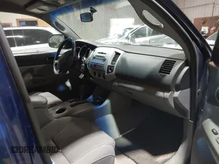 2005 Toyota Tacoma with VIN 5TEUU42N85Z040288, listed as a IAAI auction lot 41607489 with 222,642 mi miles and . Bid and sale history available at DreamBid. Image 5.