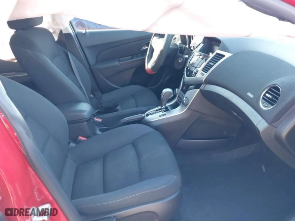2015 Chevrolet Cruze LT with VIN 1G1PC5SB0F7189422, listed as a IAAI auction lot 41568003 with 126,038 mi miles. Bid and sale history available at carsss.com. Image 5.