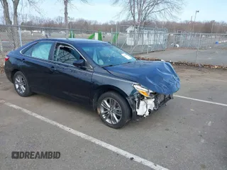 2017 Toyota Camry XLE with VIN 4T1BF1FK8HU367511, listed as a IAAI auction lot 41798565 with 97,757 mi miles. Bid and sale history available at carsss.com. Image 1.