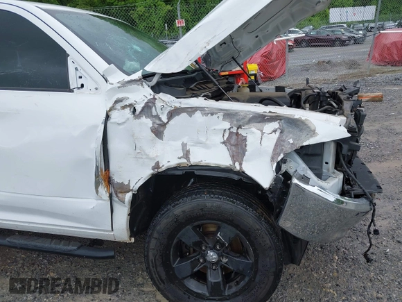 2017 Ram 1500 SLT z VIN 1C6RR7GG9HS736595, wystawiony jako IAAI lot #42230792 z przebiegiem 132 627 mil mil oraz . Historia ofert i sprzedaży dostępna na DreamBid. Obrazek 17.