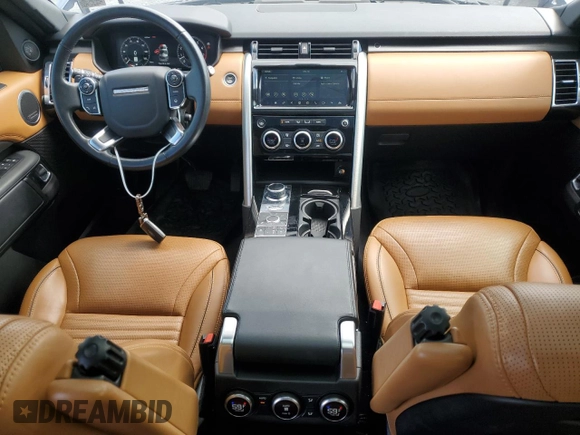 2018 Land Rover Discovery HSE Luxury with VIN SALRT2RV5JA075290, listed as a Copart auction lot 68240464 with 76,647 mi miles and Salvage Title. Bid and sale history available at carsss.com. Image 8.