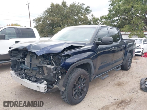 2022 Toyota Tundra 2WD SR5 with VIN 5TFLA5AB8NX017358, listed as a IAAI auction lot 38043908 with 22,386 mi miles. Bid and sale history available at carsss.com. Image 18.