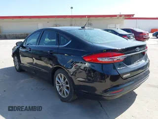 2017 Ford Fusion SE z VIN 3FA6P0HD6HR163041, wystawiony jako IAAI lot #42018701 z przebiegiem 124 271 mil mil oraz . Historia ofert i sprzedaży dostępna na DreamBid. Obrazek 15.