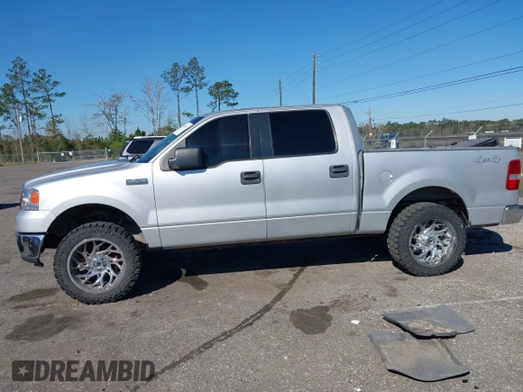 2006 Ford F-150 XLT with VIN 1FTPW14V76FB19002, listed as a IAAI auction lot 41734432 with 165,127 mi miles and . Bid and sale history available at carsss.com. Image 15.
