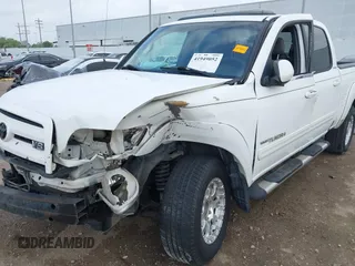 2004 Toyota Tundra Ltd with VIN 5TBET38164S447391, listed as a IAAI auction lot 41949052 with 263,221 mi miles. Bid and sale history available at carsss.com. Image 6.