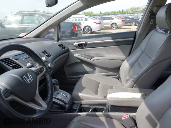 2009 Honda Civic EX-L z VIN 19XFA16979E010306, wystawiony jako IAAI lot #42285380 z przebiegiem 210 547 mil mil oraz . Historia ofert i sprzedaży dostępna na DreamBid. Obrazek 5.