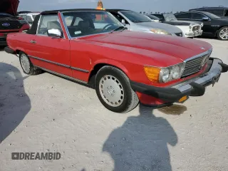 1988 Mercedes-Benz 560 SL with VIN WDBBA48D5JA080412, listed as a Copart auction lot 75046744 with 100,968 mi miles and Salvage Title. Bid and sale history available at DreamBid. Image 4.