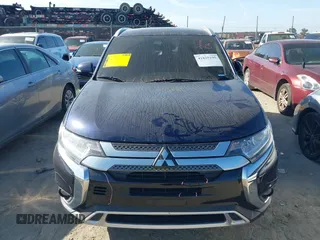 2020 Mitsubishi Outlander SE z VIN JA4AD3A36LZ020105, wystawiony jako IAAI lot #41835195 z przebiegiem 73 402 mil mil oraz . Historia ofert i sprzedaży dostępna na DreamBid. Obrazek 12.