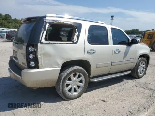 2013 GMC Yukon Denali with VIN 1GKS2EEF0DR168563, listed as a Copart auction lot 67732684 with 124,655 mi miles and Salvage Title. Bid and sale history available at carsss.com. Image 3.