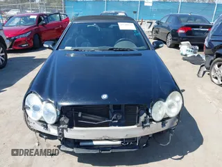 2007 Mercedes-Benz CLK 550 z VIN WDBTK72F07T079596, wystawiony jako IAAI lot #42140223 z przebiegiem 131 683 mil mil oraz . Historia ofert i sprzedaży dostępna na DreamBid. Obrazek 13.