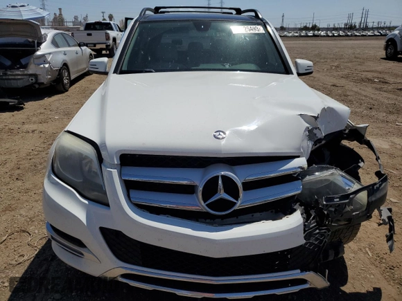 2015 Mercedes-Benz GLK 250 with VIN WDCGG0EB2FG402004, listed as a Copart auction lot 63126493 with 130,821 mi miles and . Bid and sale history available at DreamBid. Image 5.