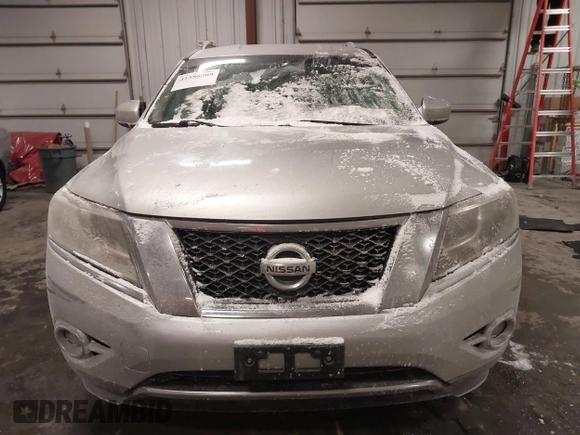 2013 Nissan Pathfinder SL z VIN 5N1AR2MM8DC663920, wystawiony jako IAAI lot #41586209 z przebiegiem 210 000 mil mil oraz . Historia ofert i sprzedaży dostępna na DreamBid. Obrazek 12.