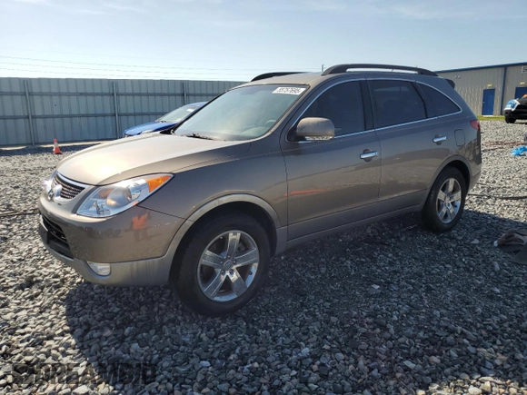 2010 Hyundai Veracruz Limited z VIN KM8NU4CC1AU121097, wystawiony jako Copart lot #55757695 z przebiegiem 130 673 mil mil oraz Szkoda całkowita • Salvage title. Historia ofert i sprzedaży dostępna na DreamBid. Obrazek 1.