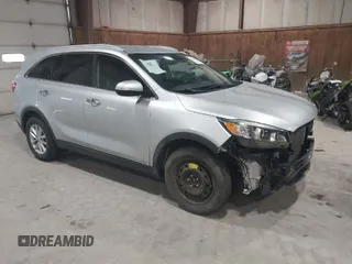 2017 Kia Sorento LX with VIN 5XYPGDA30HG326073, listed as a IAAI auction lot 41835669 with 115,132 mi miles. Bid and sale history available at carsss.com. Image 1.