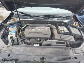 2014 Volkswagen Passat Wolfsburg Ed with VIN 1VWAT7A3XEC085932, listed as a IAAI auction lot 41567573 with 165,154 mi miles. Bid and sale history available at carsss.com. Image 10.