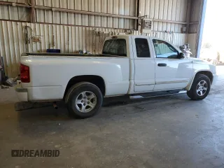 2005 Dodge Dakota SLT with VIN 1D7HE42N35S290529, listed as a Copart auction lot 85281324 with 240,754 mi miles and Clean title. Bid and sale history available at DreamBid. Image 3.